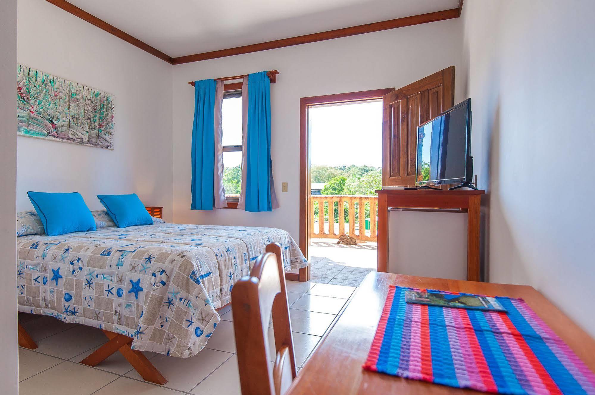 Hotel Los Corales เวสต์เอนด์ ภายนอก รูปภาพ